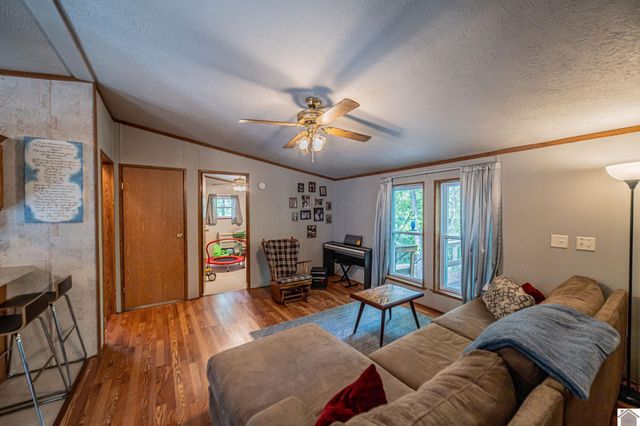 289 Axel Creek Road, Marion, KY 42064