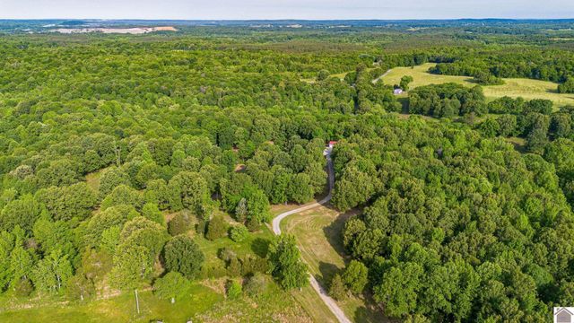 289 Axel Creek Road, Marion, KY 42064