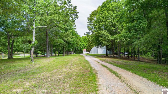 289 Axel Creek Road, Marion, KY 42064