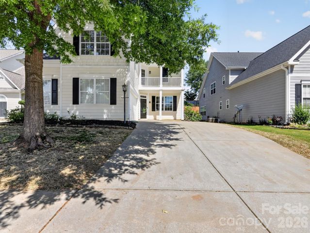 502 Drayton Hall Boulevard, Duncan, SC 29334