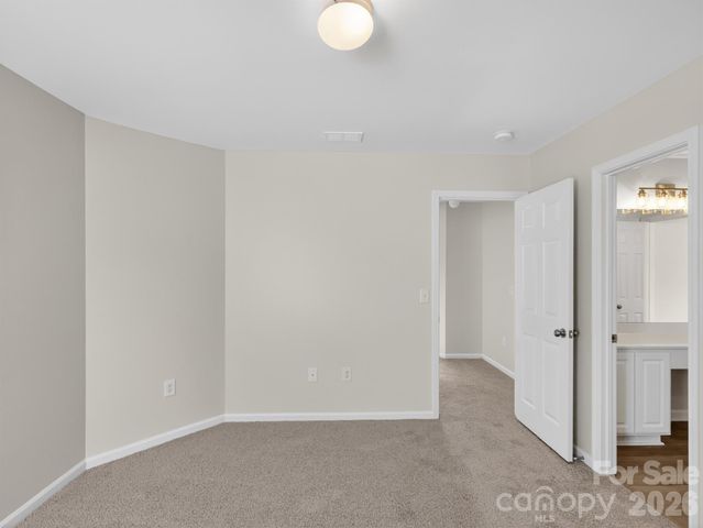 502 Drayton Hall Boulevard, Duncan, SC 29334
