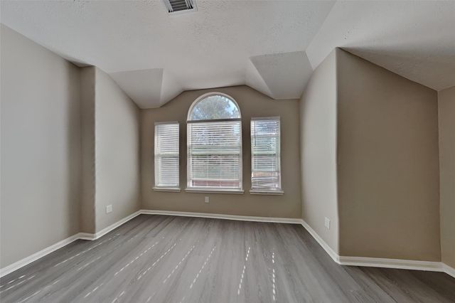 2610 Hilldale Park Lane, Spring, TX 77386