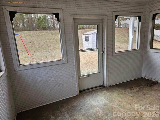 4617 Brookwood Road, Charlotte, NC 28215