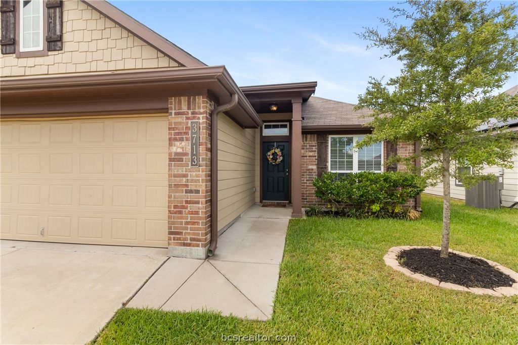 3713 McKenzie Street, Bryan, TX 77803 — photo 2