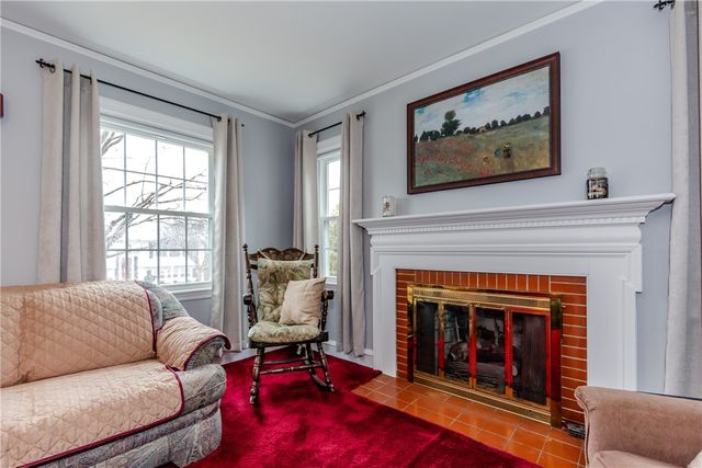 72 Allerton Avenue, East Providence, RI 02914