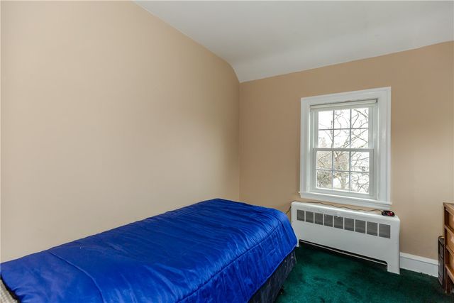 72 Allerton Avenue, East Providence, RI 02914