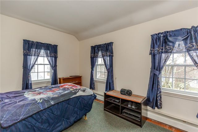 72 Allerton Avenue, East Providence, RI 02914