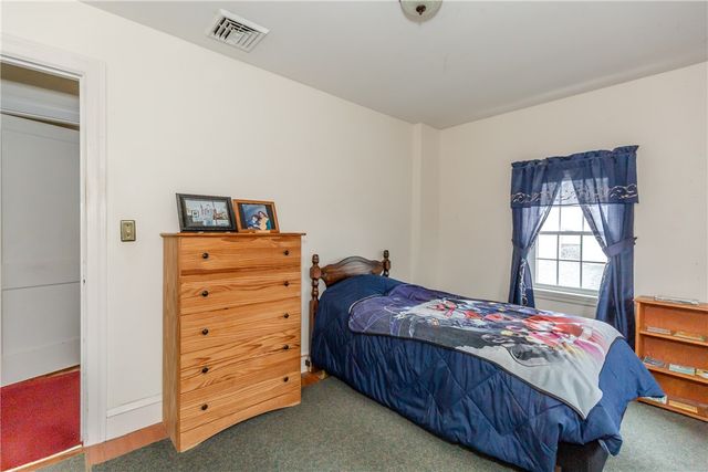 72 Allerton Avenue, East Providence, RI 02914