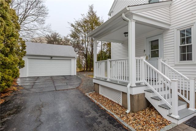 72 Allerton Avenue, East Providence, RI 02914