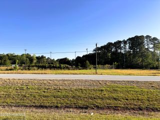 657 Freedom Way, Midway Park, NC 28544