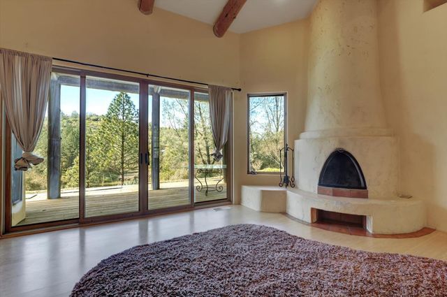 19787 Calle Toro Ln, Penn Valley, CA 95946