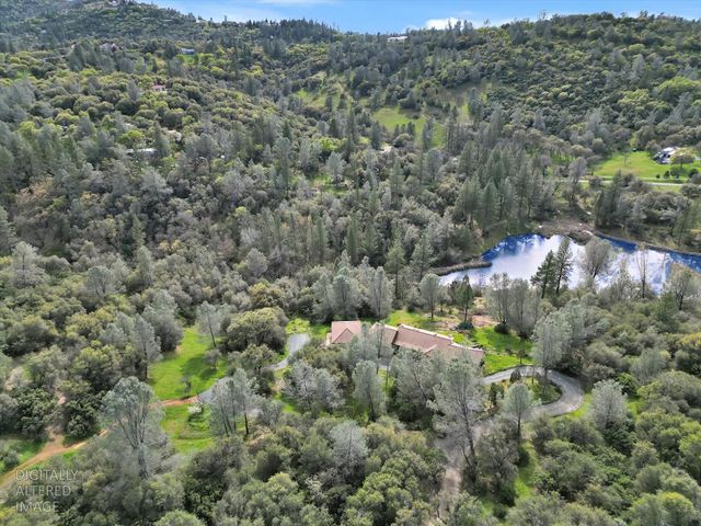 19787 Calle Toro Ln, Penn Valley, CA 95946
