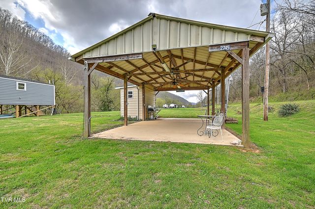 2745 Anglers Way Road, Duffield, VA 24244