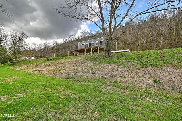 2745 Anglers Way Road, Duffield, VA 24244