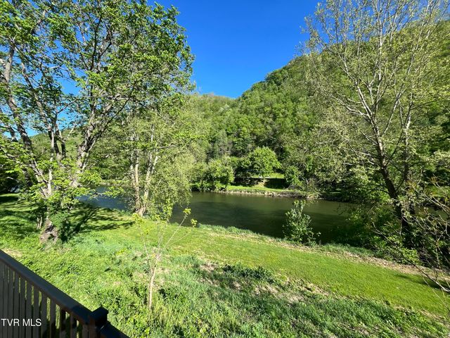 2745 Anglers Way Road, Duffield, VA 24244