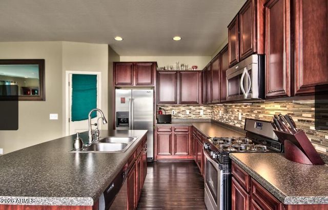 4677 E WILDHORSE Drive, Gilbert, AZ 85297