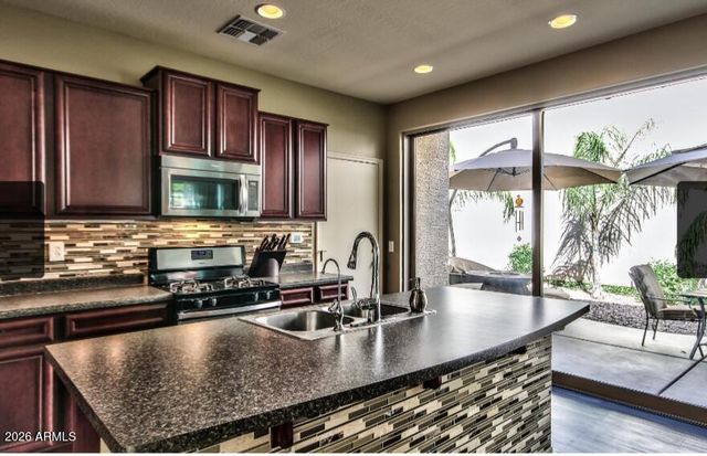 4677 E WILDHORSE Drive, Gilbert, AZ 85297