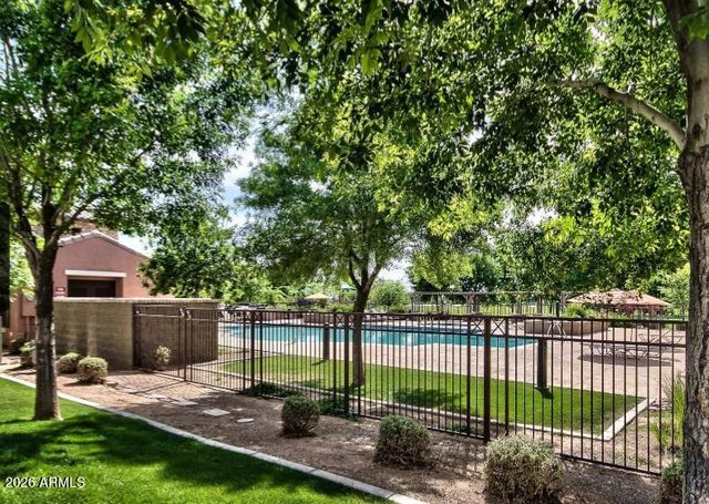 4677 E WILDHORSE Drive, Gilbert, AZ 85297