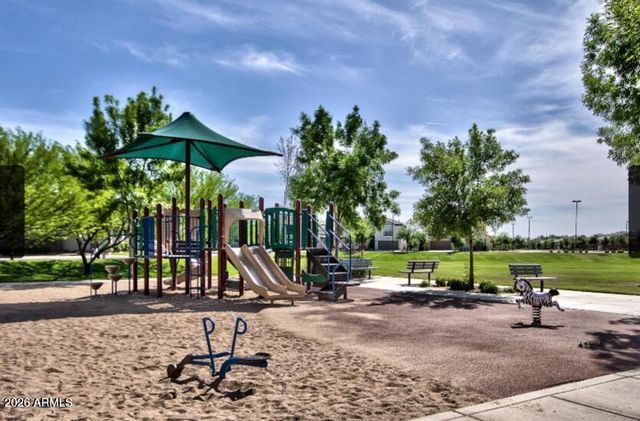 4677 E WILDHORSE Drive, Gilbert, AZ 85297