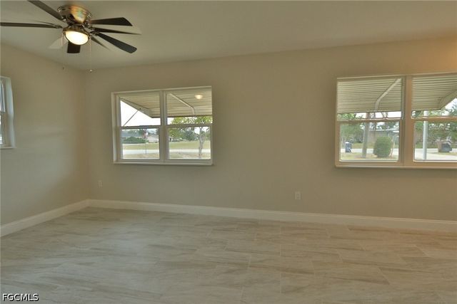 11 California RD B, Lehigh Acres, FL 33936