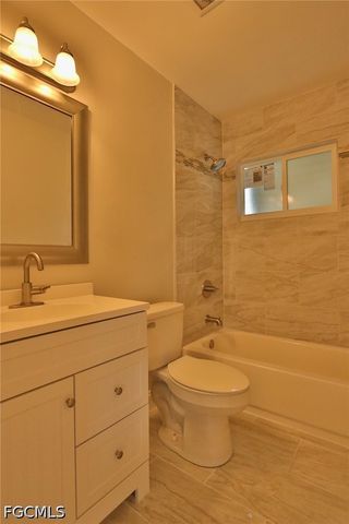 11 California RD B, Lehigh Acres, FL 33936