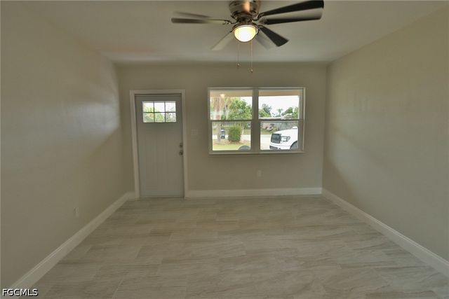 11 California RD B, Lehigh Acres, FL 33936