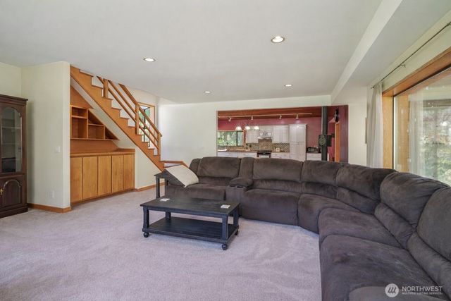 31211 Boulder Creek Drive, Arlington, WA 98223