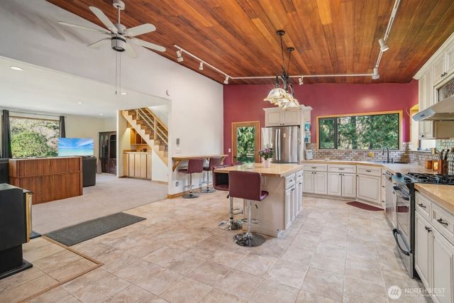 31211 Boulder Creek Drive, Arlington, WA 98223