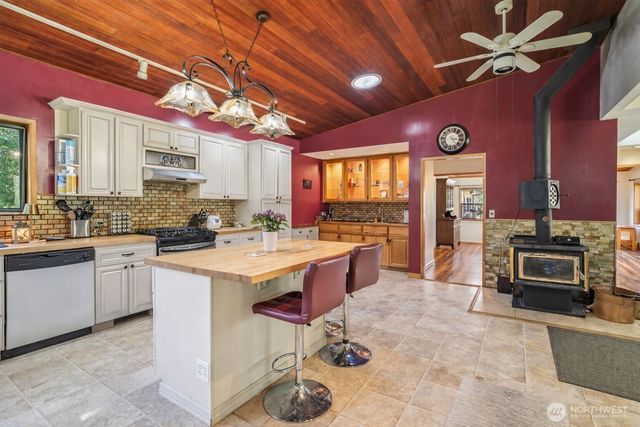 31211 Boulder Creek Drive, Arlington, WA 98223