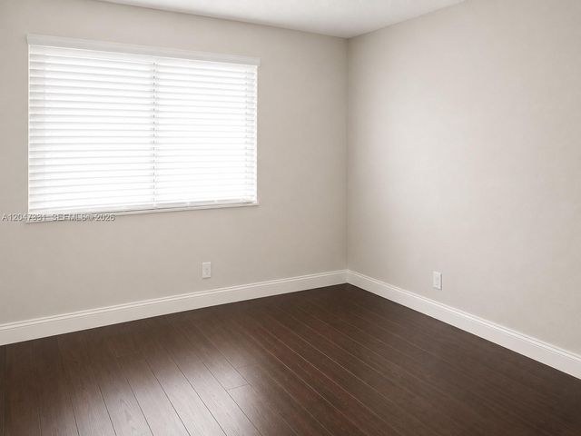331 Lakeview Drive 203, Weston, FL 33326
