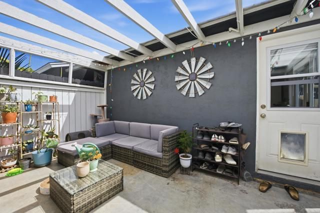 4081 Thomas Street, Oceanside, CA 92056