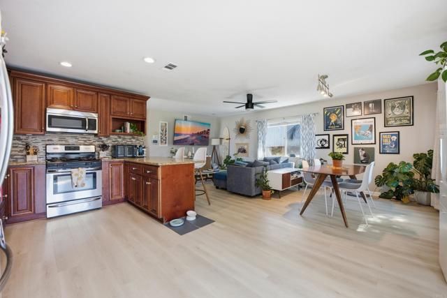 4081 Thomas Street, Oceanside, CA 92056