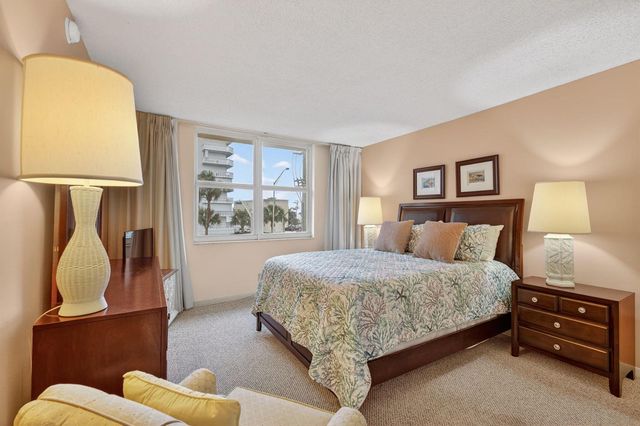 1009 N Ocean Boulevard 312, Pompano Beach, FL 33062