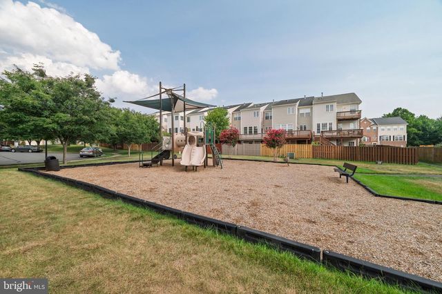 1199 CAMBRIA TER NE, Leesburg, VA 20176