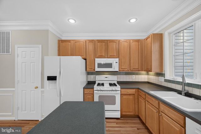 1199 CAMBRIA TER NE, Leesburg, VA 20176