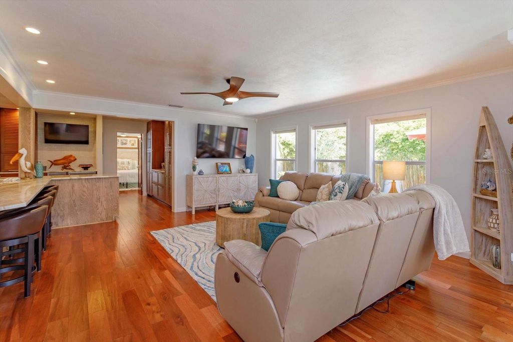 Image 14 of property listing at 910 LOCUST STREET, New Smyrna Beach, FL 32169