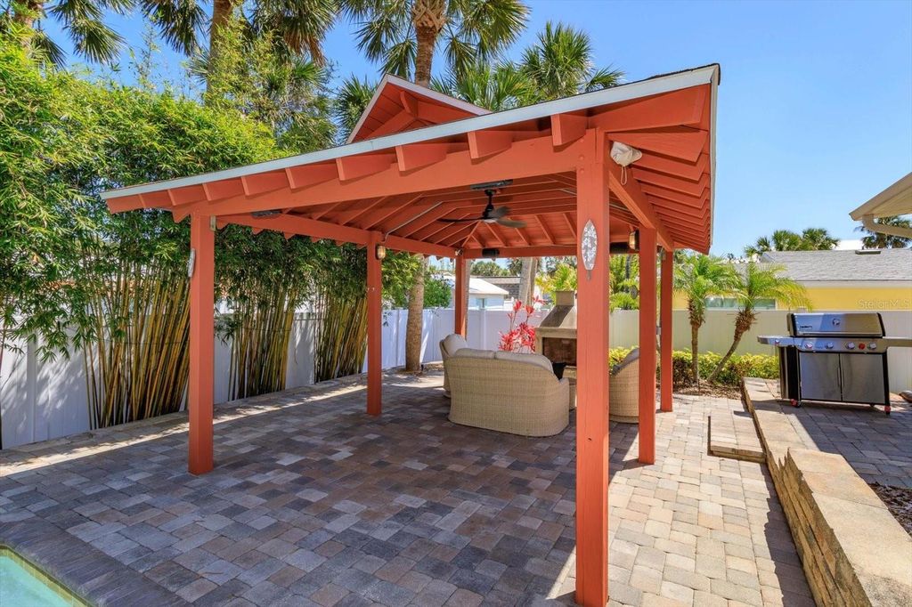 Image 29 of property listing at 910 LOCUST STREET, New Smyrna Beach, FL 32169