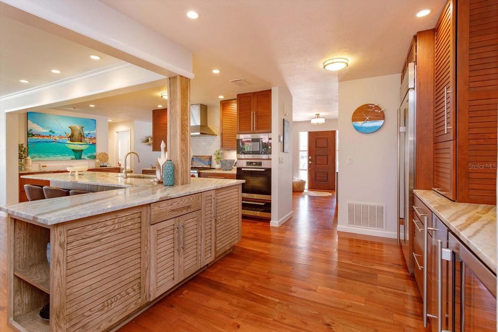 Image 8 of property listing at 910 LOCUST STREET, New Smyrna Beach, FL 32169