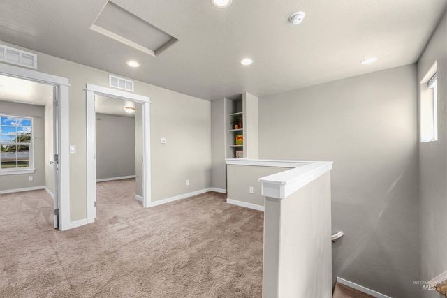 3869 Jackie Ln, Boise, ID 83704
