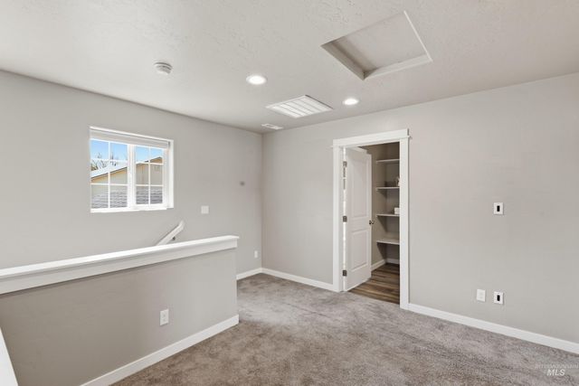 3869 Jackie Ln, Boise, ID 83704