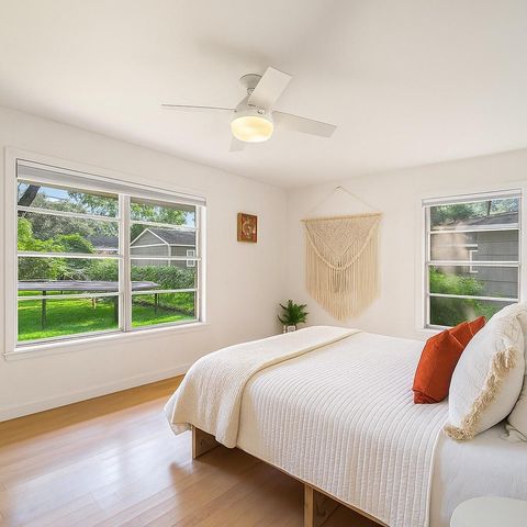 515 S Belknap Street, Sugar Land, TX 77478