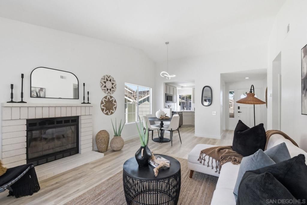 Image 10 of property listing at 13366 Tiverton Road, San Diego, CA 92130