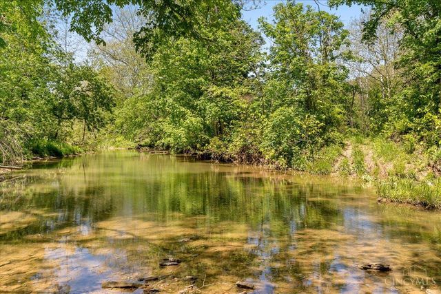 8598 W Deadfall Road, Washington Twp, OH 45133