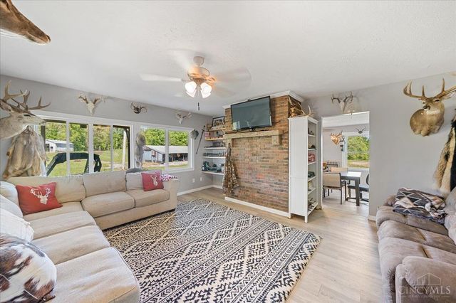 8598 W Deadfall Road, Washington Twp, OH 45133