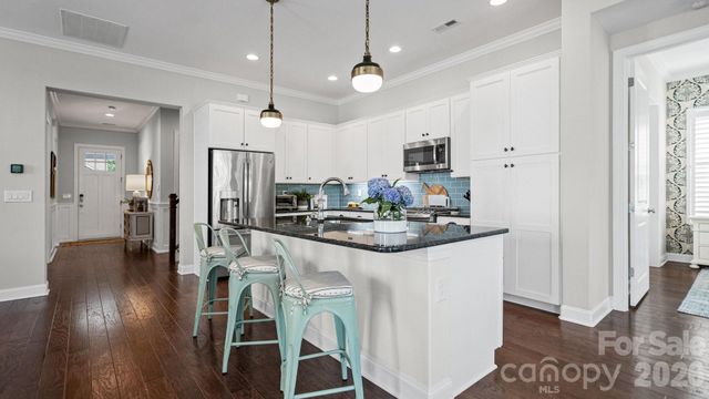 420 Granite Lake Court, Denver, NC 28037