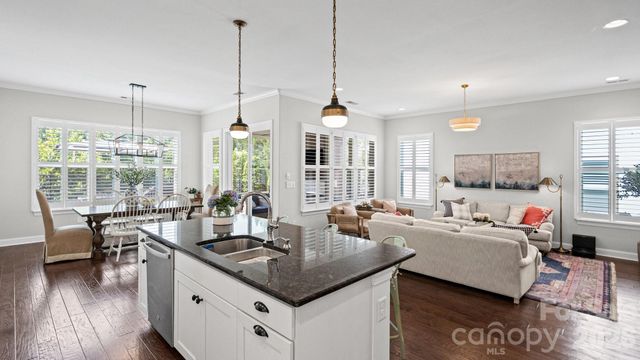 420 Granite Lake Court, Denver, NC 28037