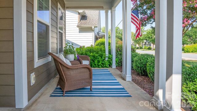 420 Granite Lake Court, Denver, NC 28037