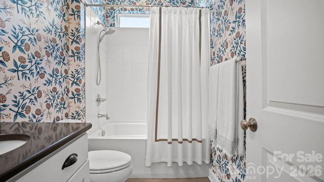 420 Granite Lake Court, Denver, NC 28037