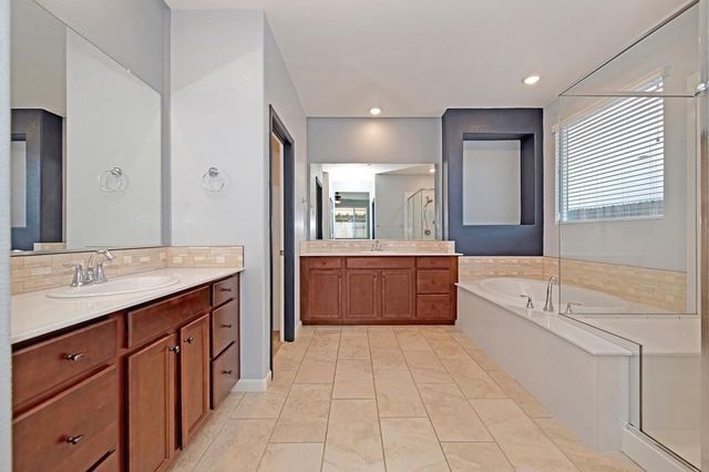 7032 Castle Rock Way, Roseville, CA 95747