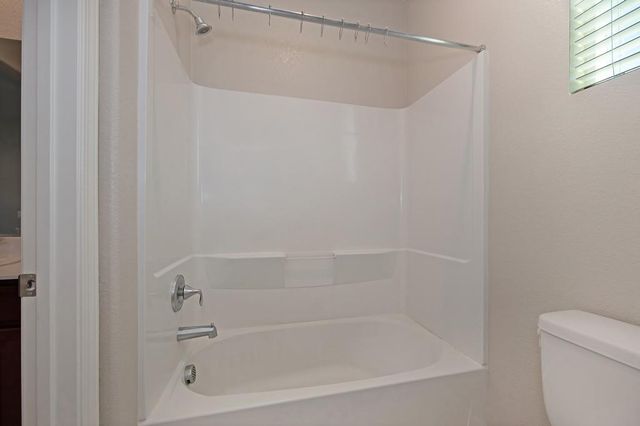 7032 Castle Rock Way, Roseville, CA 95747